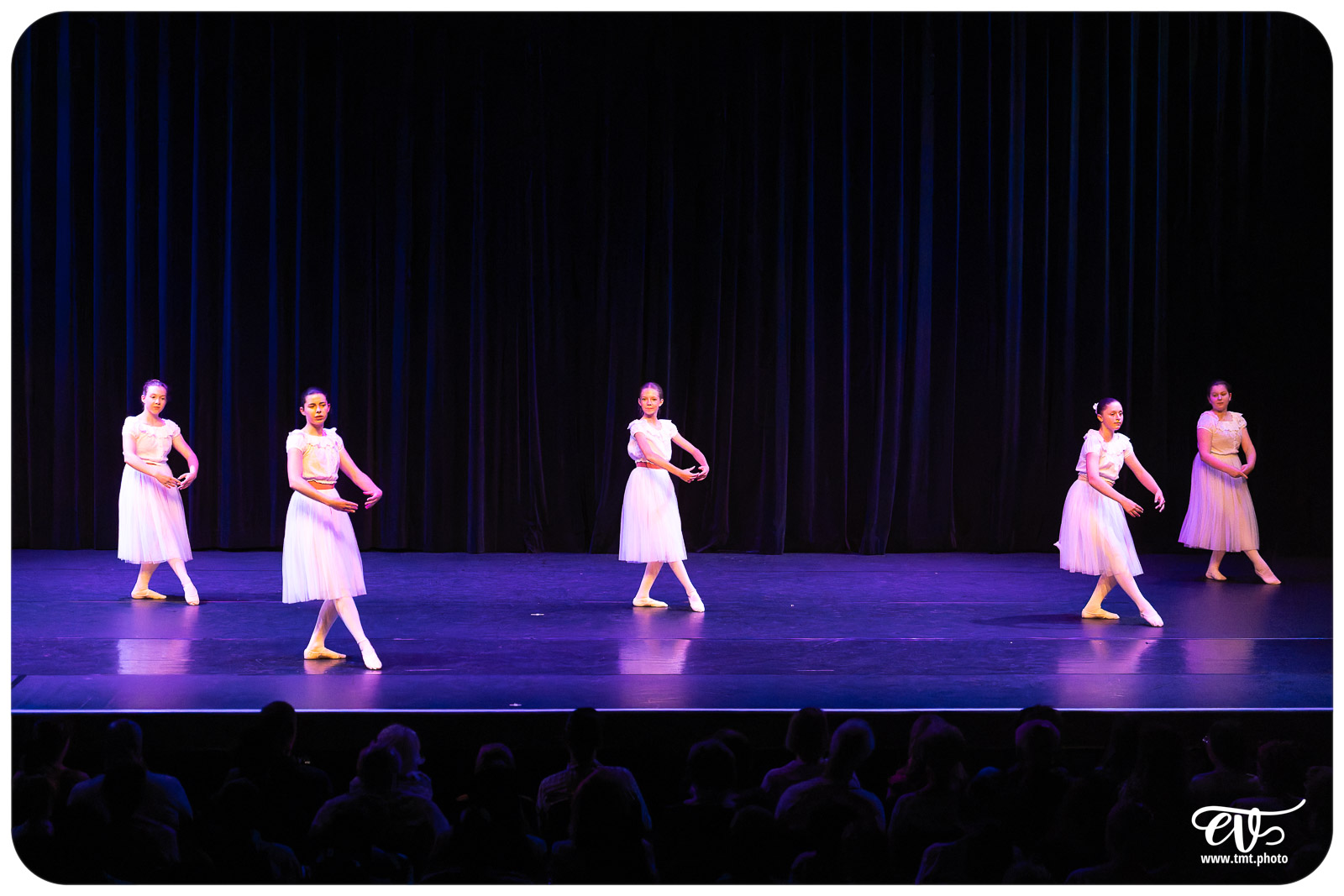 ECOLE DE DANSE CÉCILE ADAMOW